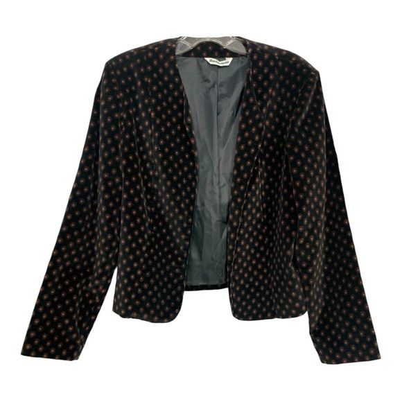 Katherine Barclay Womens
Size 13/14 Black Velvet Blazer
Jacket - Picture 1 of 10